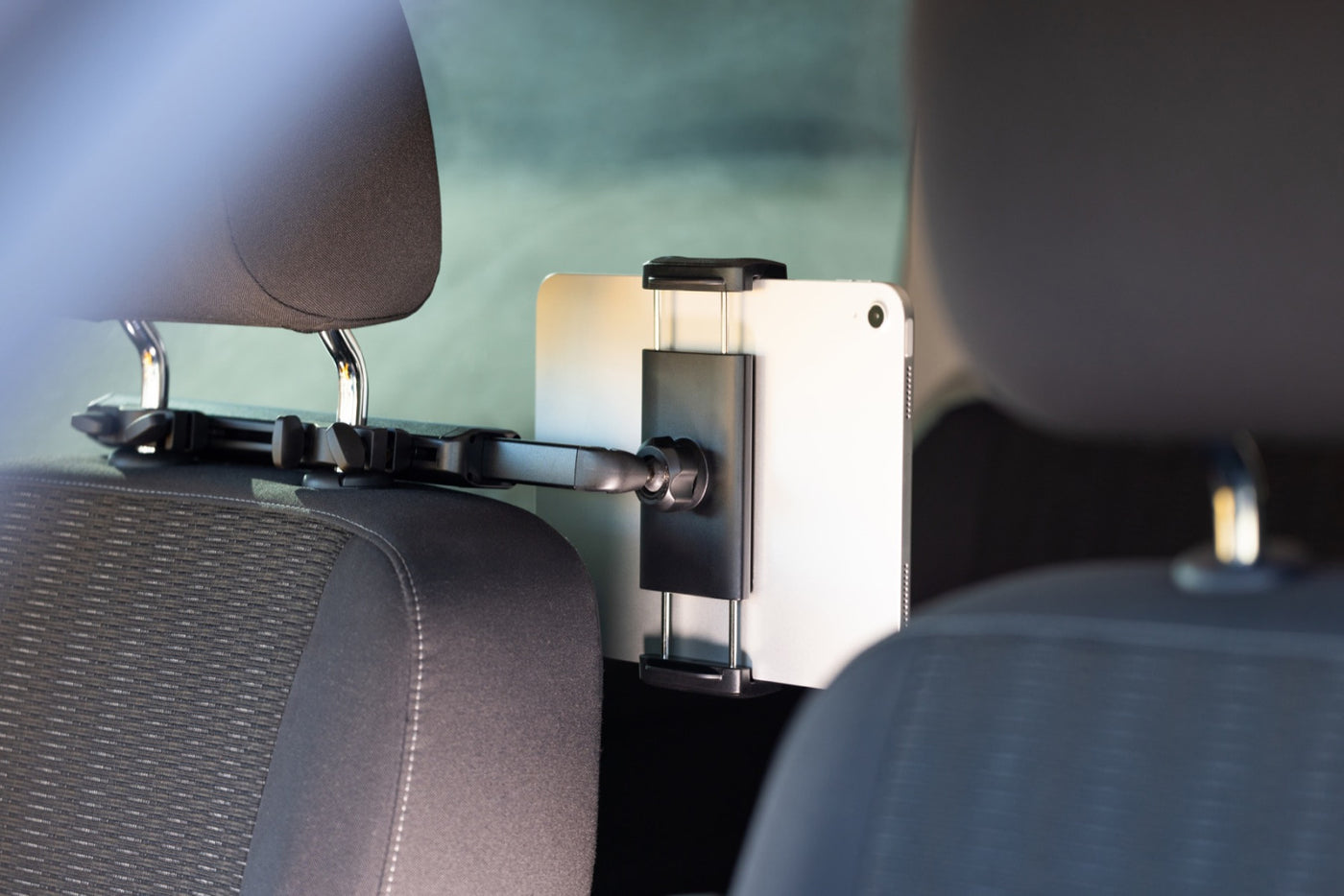 Car Tablet and Phone Mount CA17, Black